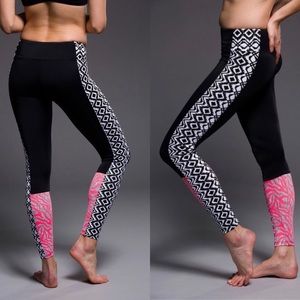 Onzie yoga block diamond leggings
